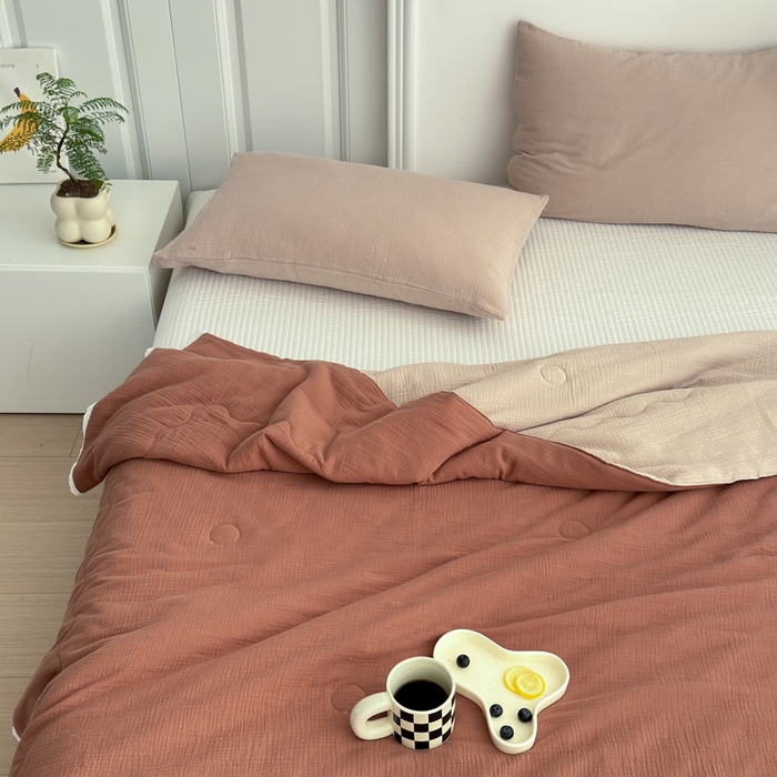 91家纺网 家纺一手货源 找家纺 山舍家居 2024新款全棉皱皱纱夏被四件套 摩卡