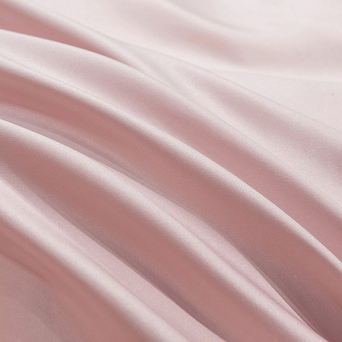 91家纺网 家纺一手货源 找家纺 （总）罗艺轩 2024新款贡缎夹棉床盖--四件套（控价249元起）