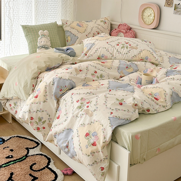 91家纺网 家纺一手货源 找家纺 昔可 2024新款全棉多巴胺卡通轻柔四件套系列 菱格莓莓兔