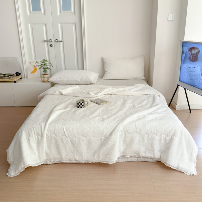91家纺网 家纺一手货源 找家纺 山舍家居 2024新款全棉皱皱纱夏被四件套 白色