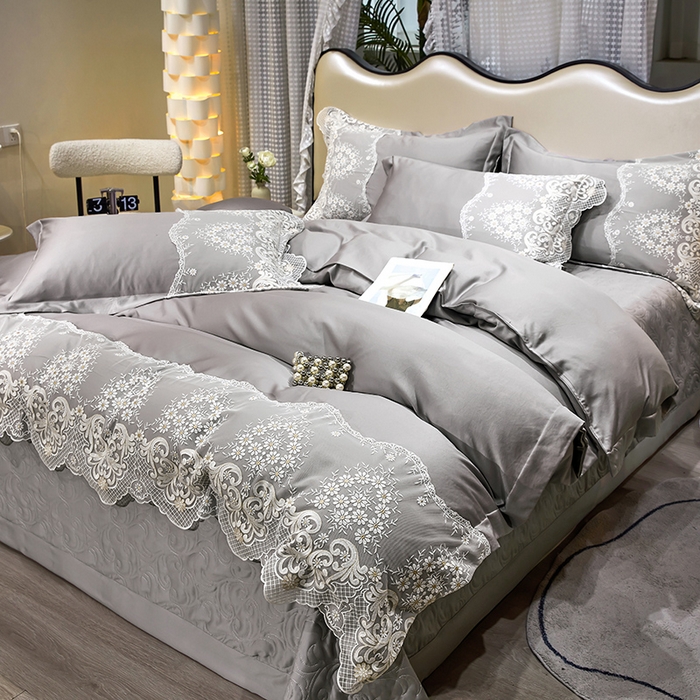91家纺网 家纺一手货源 找家纺 罗艺轩 2024新款贡缎夹棉床盖--四件套（控价249元起） 简爱-星河银