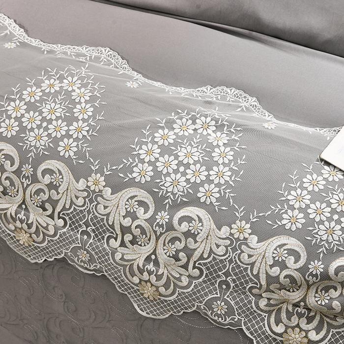 91家纺网 家纺一手货源 找家纺 罗艺轩 2024新款贡缎夹棉床盖--四件套（控价249元起） 简爱-星河银