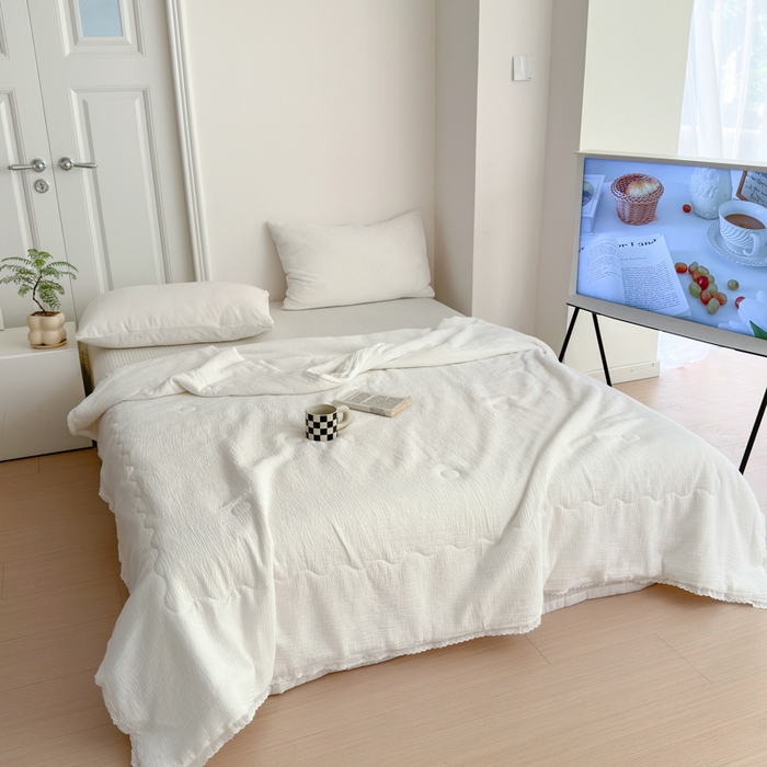 91家纺网 家纺一手货源 找家纺 山舍家居 2024新款全棉皱皱纱夏被四件套 白色