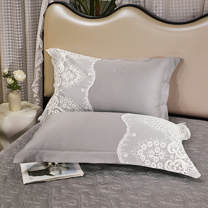 91家纺网 家纺一手货源 找家纺 罗艺轩 2024新款贡缎夹棉床盖--四件套（控价249元起） 简爱-星河银