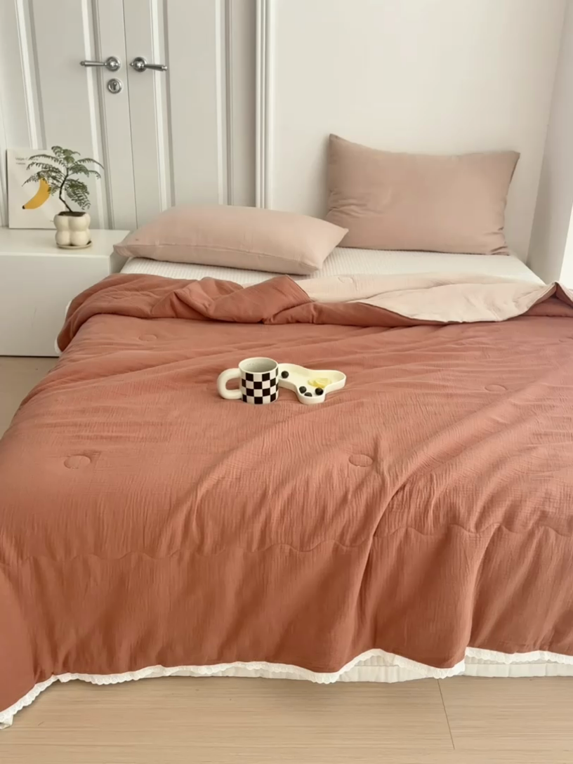 91家纺网 家纺一手货源 找家纺 山舍家居 2024新款全棉皱皱纱夏被四件套 摩卡