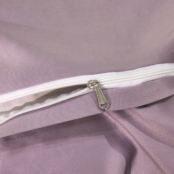 91家纺网 家纺一手货源 找家纺 罗艺轩 2024新款贡缎夹棉床盖--四件套（控价249元起） 简爱-华丽紫