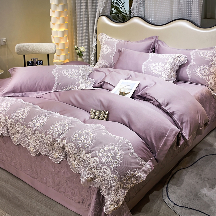 91家纺网 家纺一手货源 找家纺 罗艺轩 2024新款贡缎夹棉床盖--四件套（控价249元起） 简爱-华丽紫