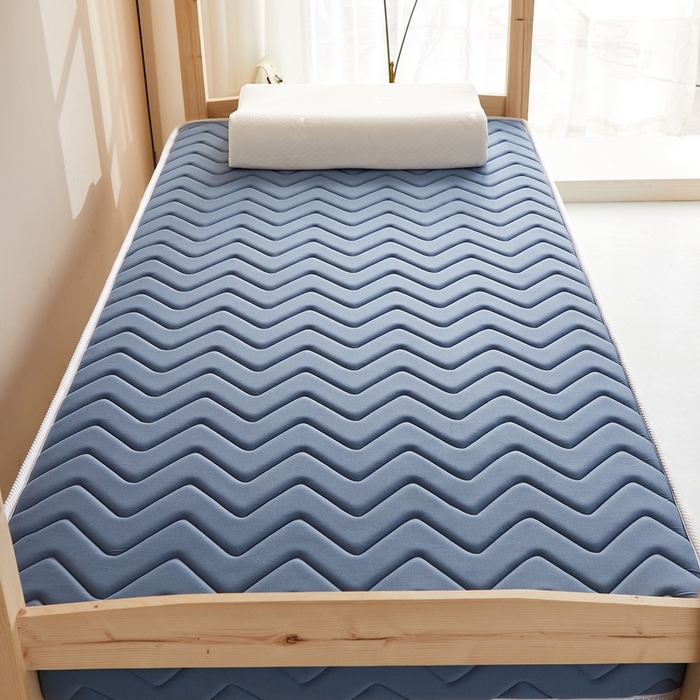 91家纺网 家纺一手货源 找家纺 祁恋婷 2024新款牛奶丝乳胶加记忆棉加棕-学生床垫【床垫遮盖物】 曲线-蓝 海绵款