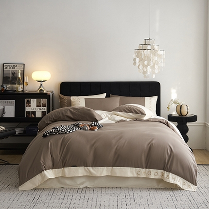 91家纺网 家纺一手货源 找家纺 （总）凯磊 2024新款简约家居.刺绣纯色拼色四件套--伊可系列（拍法三）