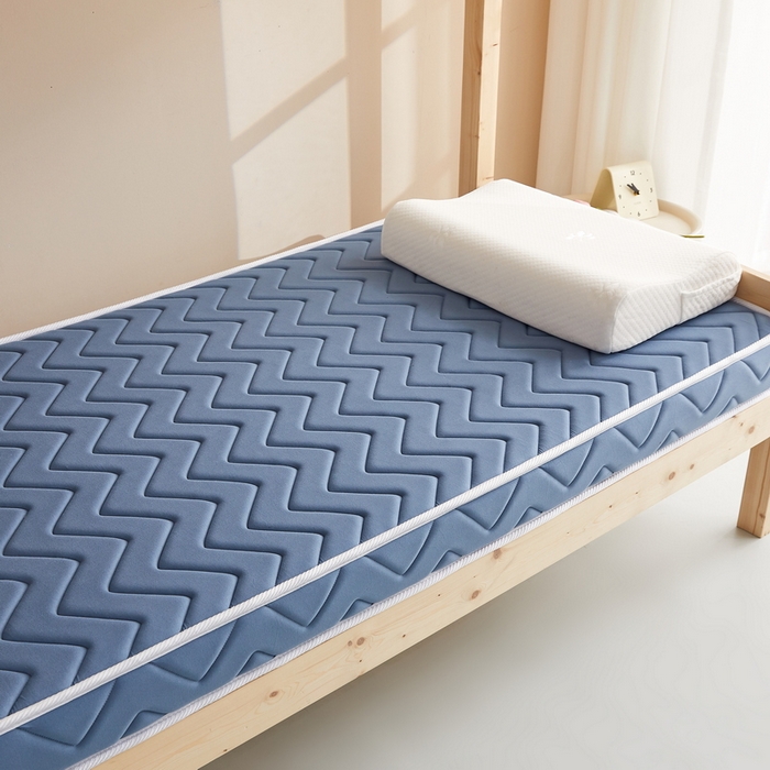 91家纺网 家纺一手货源 找家纺 祁恋婷 2024新款牛奶丝乳胶加记忆棉加棕-学生床垫【床垫遮盖物】 曲线-蓝 海绵款