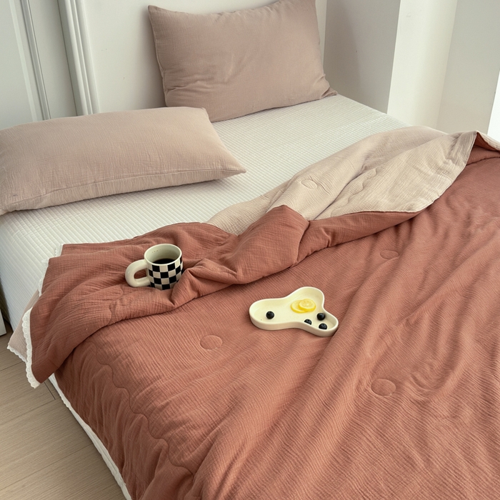 91家纺网 家纺一手货源 找家纺 山舍家居 2024新款全棉皱皱纱夏被四件套 摩卡
