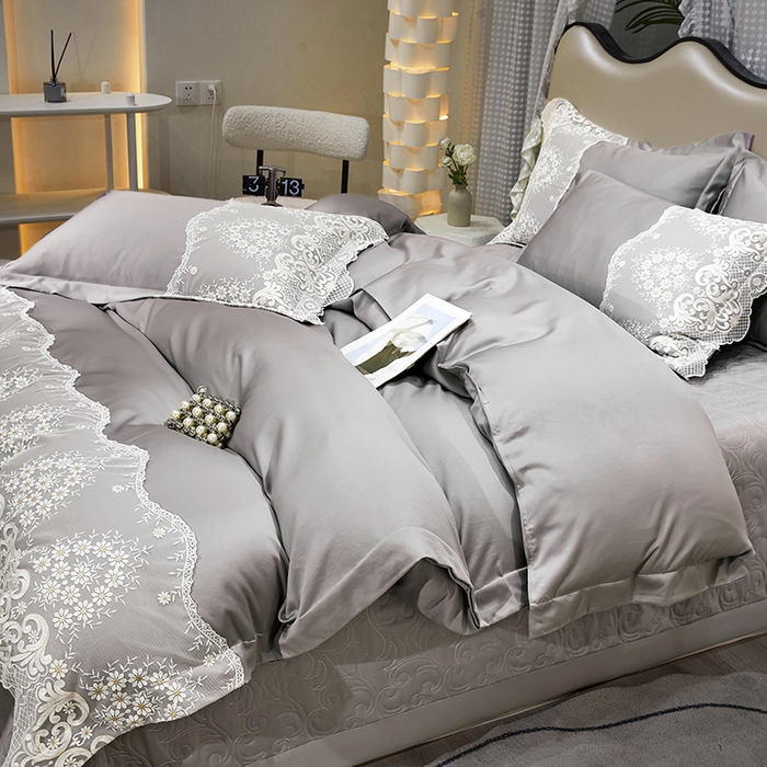 91家纺网 家纺一手货源 找家纺 罗艺轩 2024新款贡缎夹棉床盖--四件套（控价249元起） 简爱-星河银