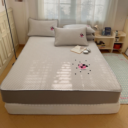 91家纺网 家纺一手货源 找家纺 红嘴企鹅 2025新款凉豆豆床笠凉席 泡泡奶-灰