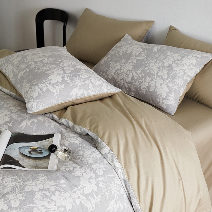 91家纺网 家纺一手货源 找家纺 千朵森 2024新款水洗棉色织提花四件套 风格一 白光