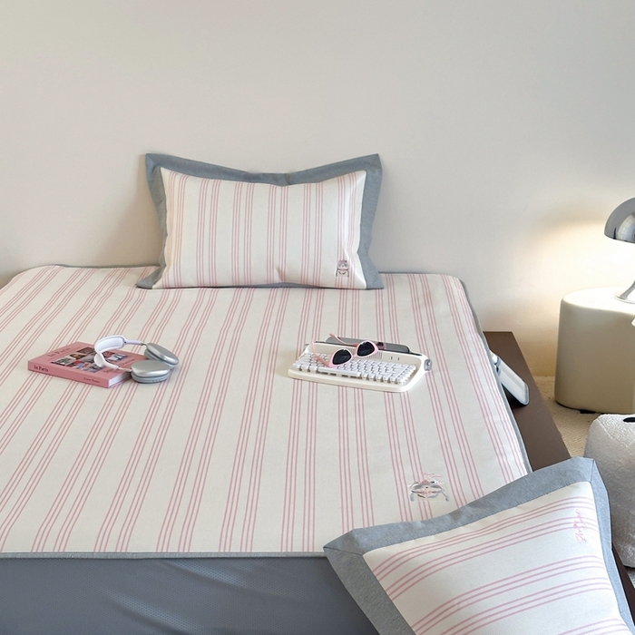 91家纺网 家纺一手货源 找家纺 时年家纺 2024新款条纹刺绣冰丝凉席--床笠款 床笠款-礼物喵