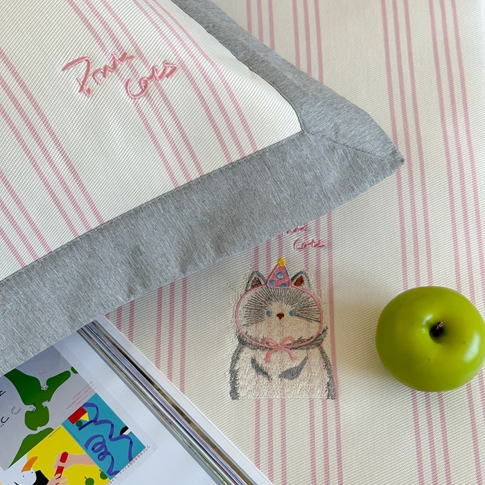 91家纺网 家纺一手货源 找家纺 时年家纺 2024新款条纹刺绣冰丝凉席--床席款 床席款-礼物喵