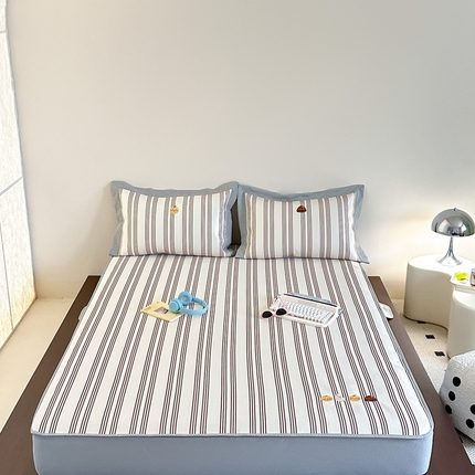 91家纺网 家纺一手货源 找家纺 （总）时年家纺 2024新款条纹刺绣冰丝凉席--床笠款