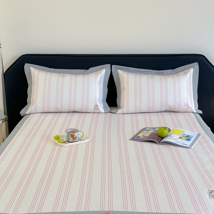 91家纺网 家纺一手货源 找家纺 时年家纺 2024新款条纹刺绣冰丝凉席--床席款 床席款-礼物喵