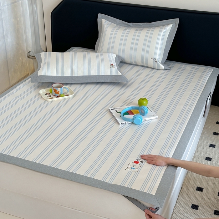 91家纺网 家纺一手货源 找家纺 时年家纺 2024新款条纹刺绣冰丝凉席--床席款 床席款-幸运汪