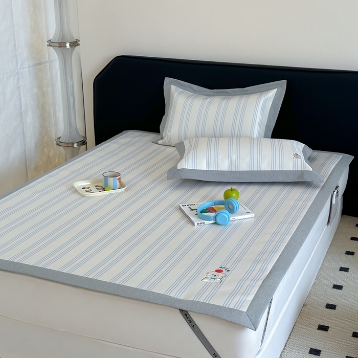 91家纺网 家纺一手货源 找家纺 时年家纺 2024新款条纹刺绣冰丝凉席--床席款 床席款-幸运汪