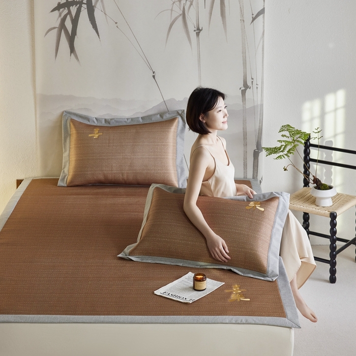 91家纺网 家纺一手货源 找家纺 时年家纺 2024新款喜乐刺绣冰藤席 喜乐咖