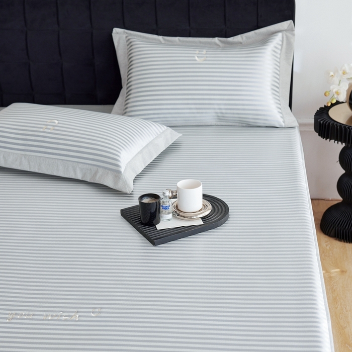 91家纺网 家纺一手货源 找家纺 时年家纺 2024新款wish笑脸冰丝凉席 wish 白