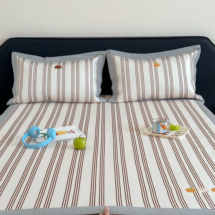 91家纺网 家纺一手货源 找家纺 时年家纺 2024新款条纹刺绣冰丝凉席--床席款 床席款-好事花生