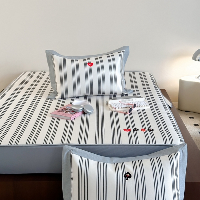 91家纺网 家纺一手货源 找家纺 （总）时年家纺 2024新款条纹刺绣冰丝凉席--床笠款