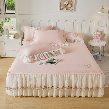 91家纺网 家纺一手货源 找家纺 菊上家纺 2024新款雅典娜系列—PE全凉感软席床裙款 雅典娜-粉