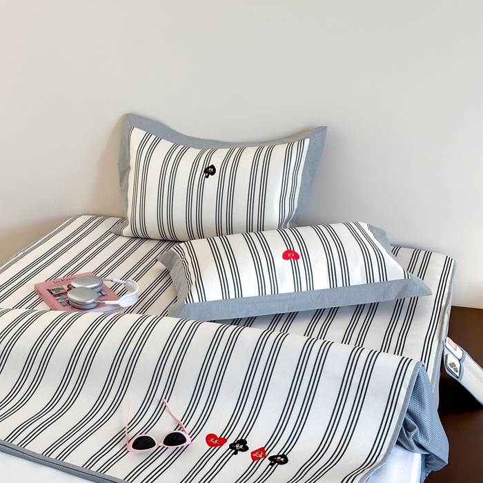 91家纺网 家纺一手货源 找家纺 （总）时年家纺 2024新款条纹刺绣冰丝凉席--床笠款