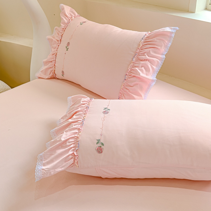 91家纺网 家纺一手货源 找家纺 亲亲公主 2025新款亲肤舒适全棉绣花公主风四件套-彩色玫瑰（实拍图） 彩色玫瑰-粉