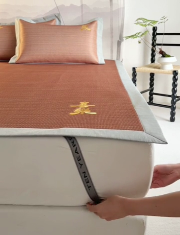 91家纺网 家纺一手货源 找家纺 时年家纺 2024新款喜乐刺绣冰藤席 喜乐咖