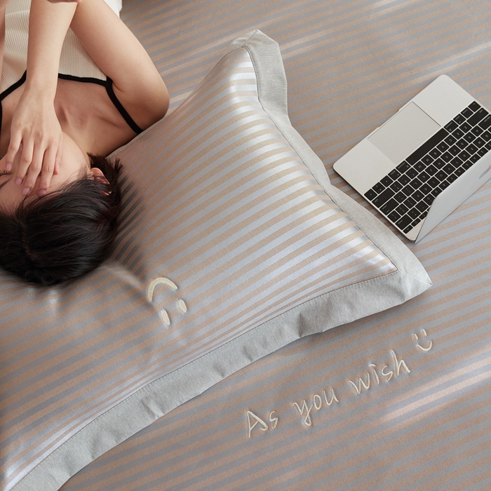 91家纺网 家纺一手货源 找家纺 时年家纺 2024新款wish笑脸冰丝凉席 wish 咖