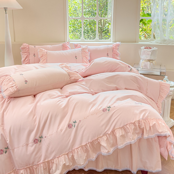 91家纺网 家纺一手货源 找家纺 亲亲公主 2025新款亲肤舒适全棉绣花公主风四件套-彩色玫瑰（实拍图） 彩色玫瑰-粉