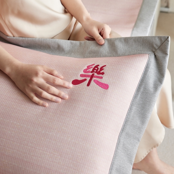 91家纺网 家纺一手货源 找家纺 （总）时年家纺 2024新款喜乐刺绣冰藤席