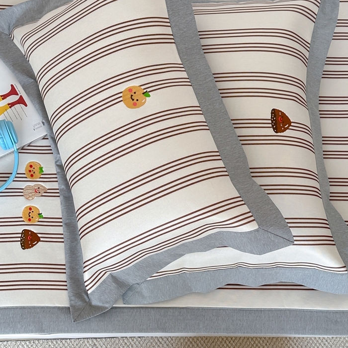 91家纺网 家纺一手货源 找家纺 时年家纺 2024新款条纹刺绣冰丝凉席--床席款 床席款-好事花生