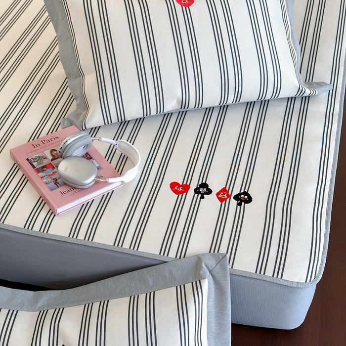 91家纺网 家纺一手货源 找家纺 （总）时年家纺 2024新款条纹刺绣冰丝凉席--床笠款