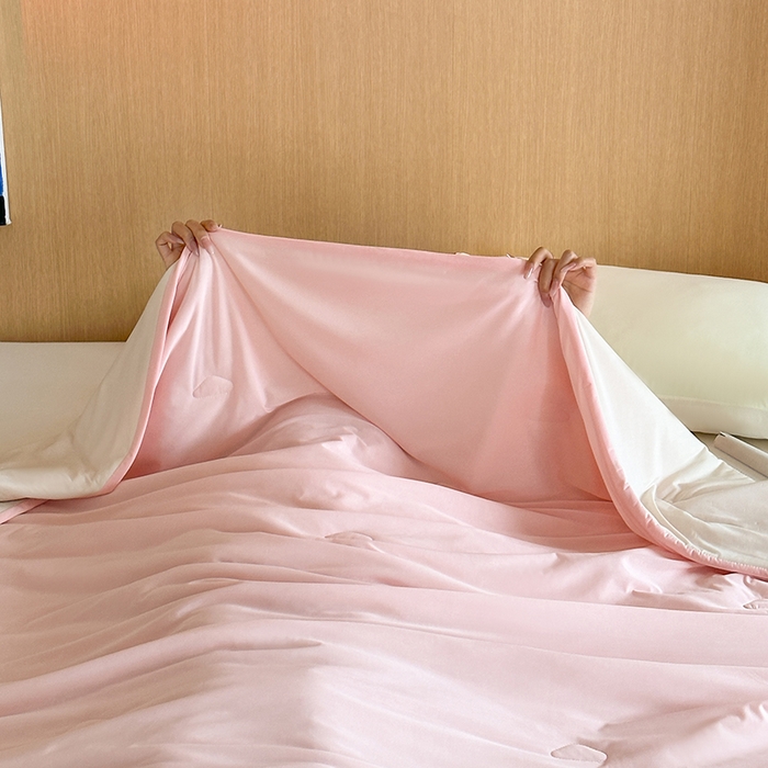 91家纺网 家纺一手货源 找家纺 昔可家纺 2024新款冰淇淋瓜瓜夏凉被 樱花粉