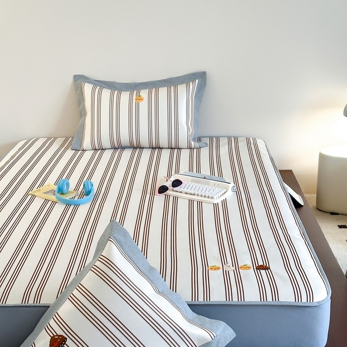 91家纺网 家纺一手货源 找家纺 时年家纺 2024新款条纹刺绣冰丝凉席--床笠款 床笠款-好事花生