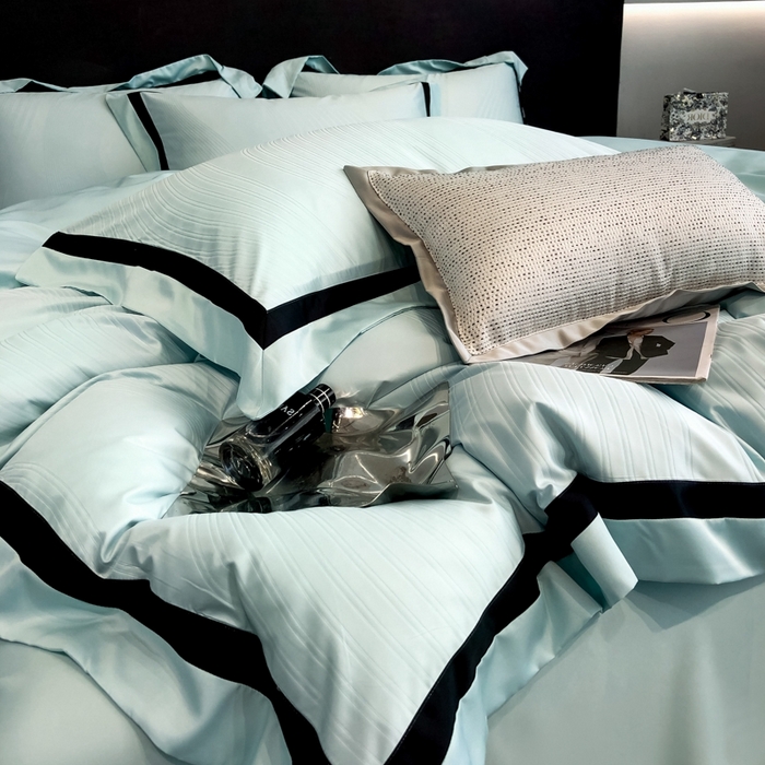 91家纺网 家纺一手货源 找家纺 遇见家居生活馆 2024新款贡缎压花水洗真丝四件套 秋水-梵星蓝