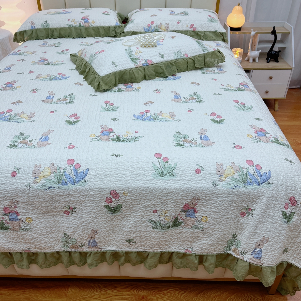 91家纺网 家纺一手货源 找家纺 暖居 2024新款砂洗棉花被套全棉床盖四件套绗缝夹棉纯棉床盖三件套 幸运兔