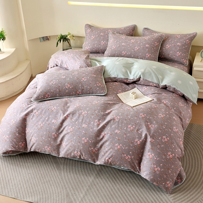 91家纺网 家纺一手货源 找家纺 羽爱家纺 2025新款A类双面全棉印花床盖套件 长岛花