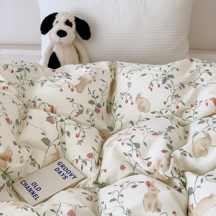 91家纺网 家纺一手货源 找家纺 窝米 2024新款韩国设计师卡通手绘单品被套系列 月德兔