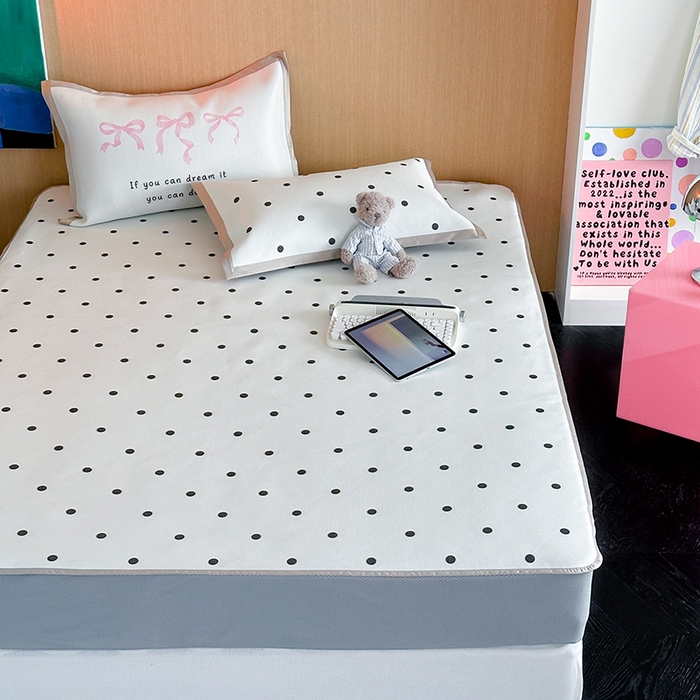 91家纺网 家纺一手货源 找家纺 昔可家纺 2024床笠款冰藤席波点大版枕套系列 白波点