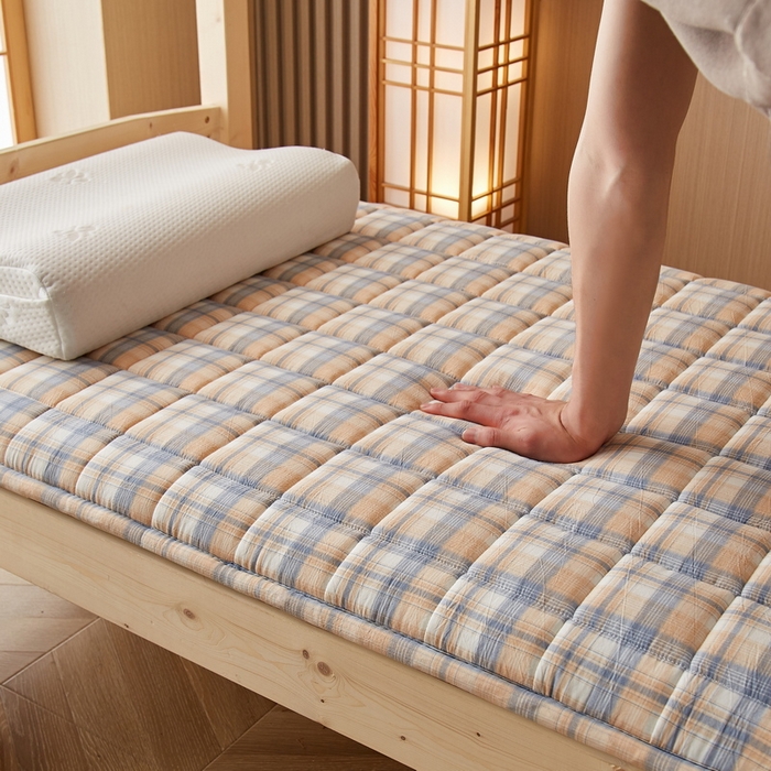 91家纺网 家纺一手货源 找家纺 祁恋婷家居 2024新款全棉水洗棉棉花床褥床垫【床垫遮盖物】系列-学生款 洛林