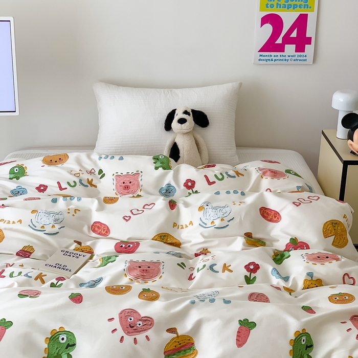 91家纺网 家纺一手货源 找家纺 窝米 2024新款韩国设计师卡通手绘单品被套系列 美食派对