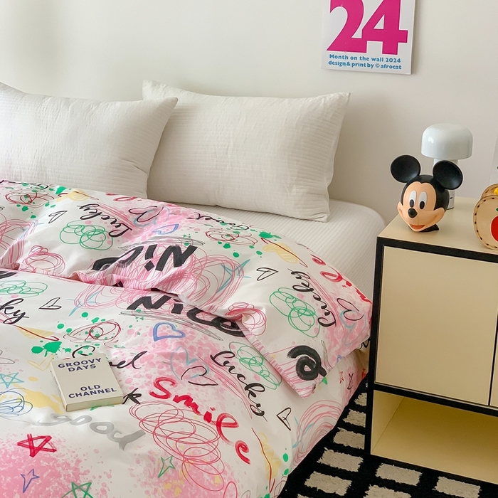 91家纺网 家纺一手货源 找家纺 窝米 2024新款韩国设计师卡通手绘单品被套系列 浅梦空间