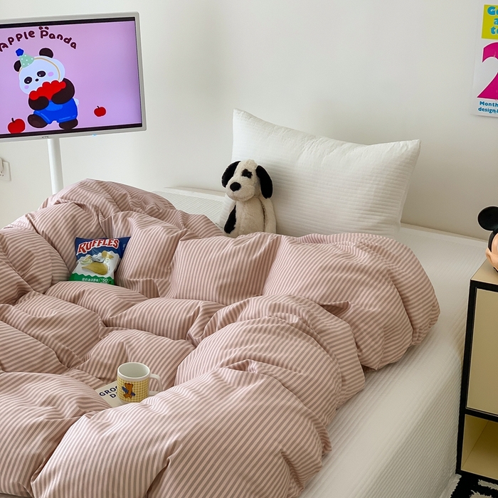 91家纺网 家纺一手货源 找家纺 窝米 2024新款韩国设计师卡通手绘单品被套系列 莫妮粉