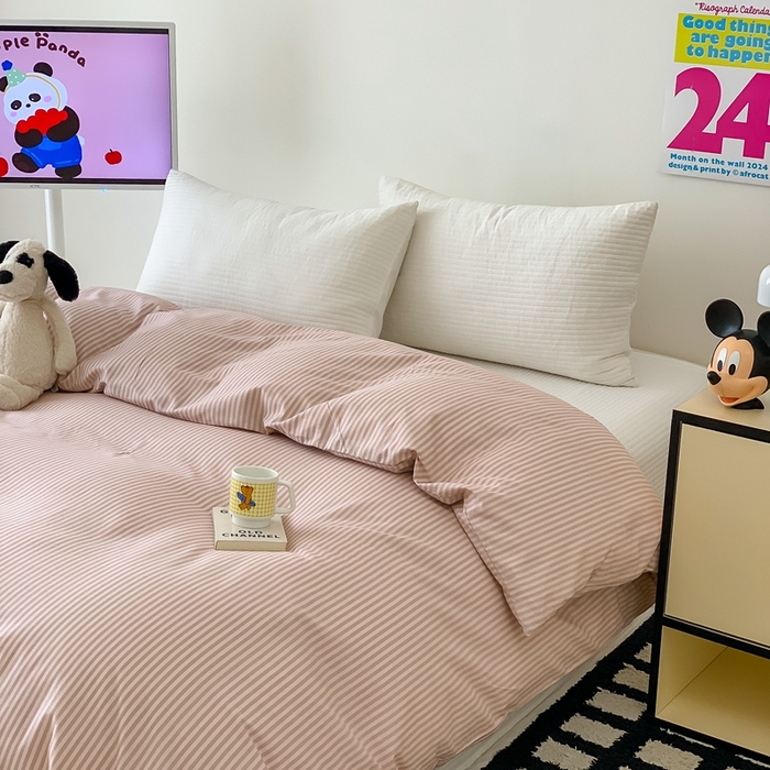 91家纺网 家纺一手货源 找家纺 窝米 2024新款韩国设计师卡通手绘单品被套系列 莫妮粉