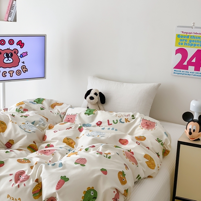 91家纺网 家纺一手货源 找家纺 窝米 2024新款韩国设计师卡通手绘单品被套系列 美食派对